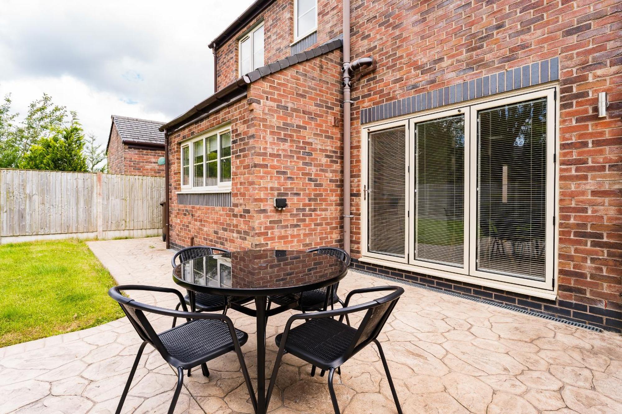 Brook Meadow House, 4 Bed House, Manchester Astley  Eksteriør bilde